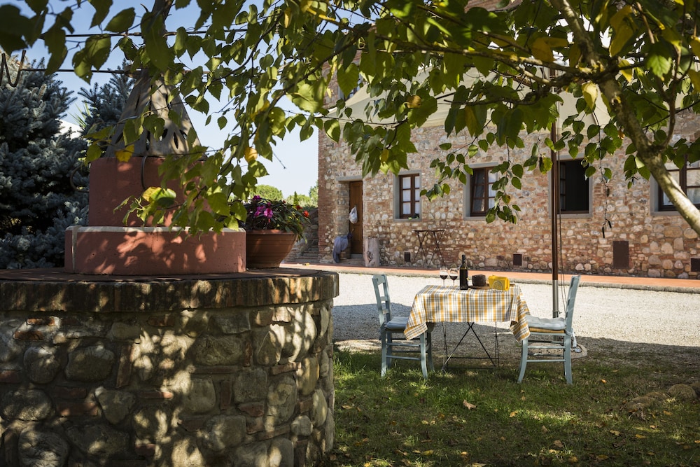 Double or Twin Room (frantoio) photo 3