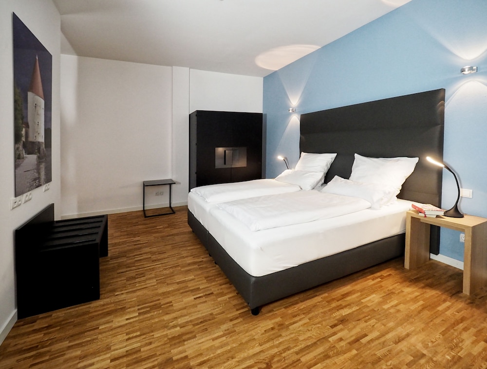 Business Suite photo 2