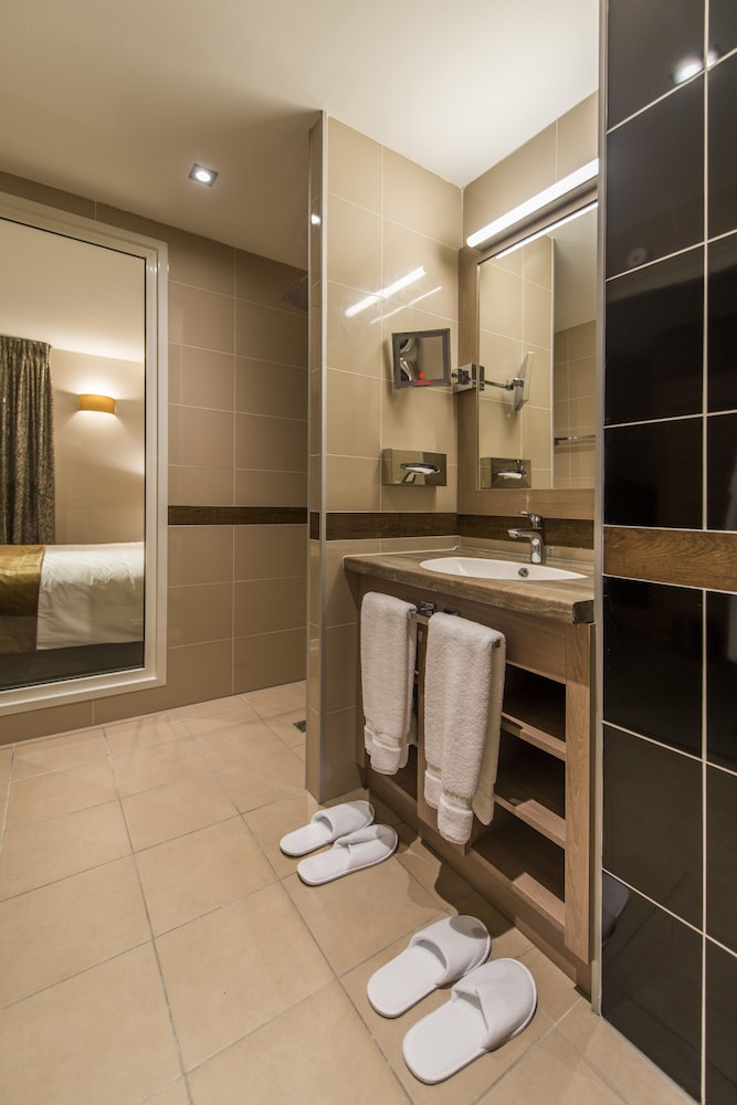 Classic Double or Twin Room photo 2