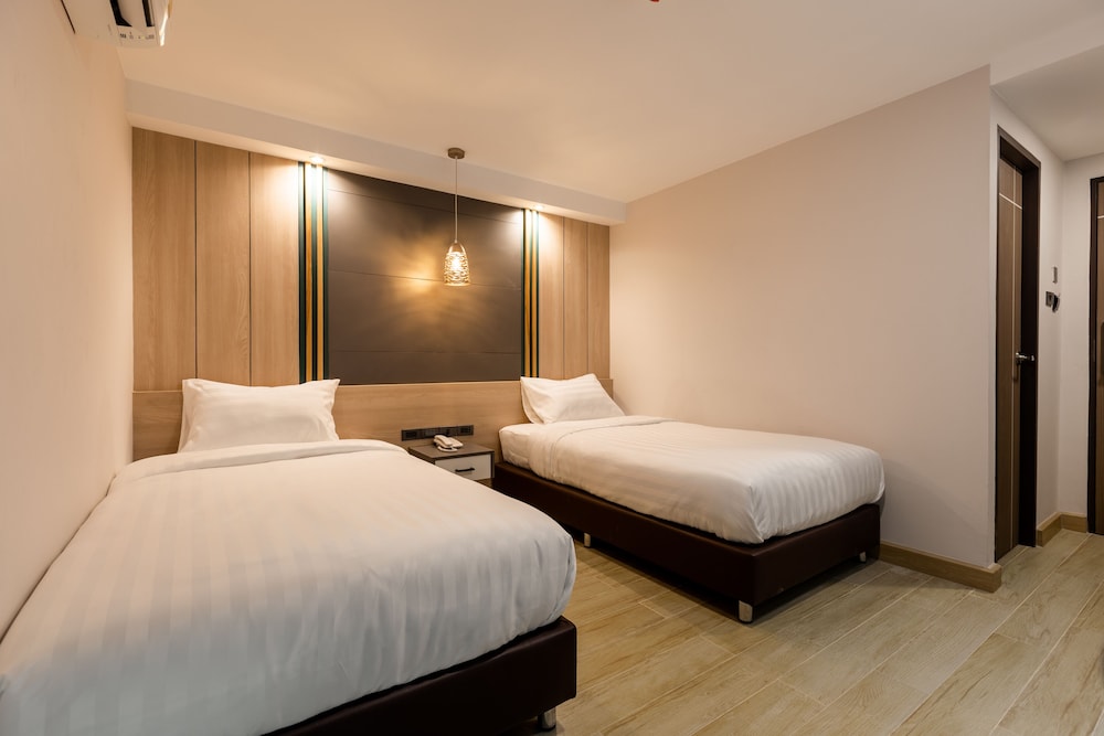 Superior Twin Room photo 2