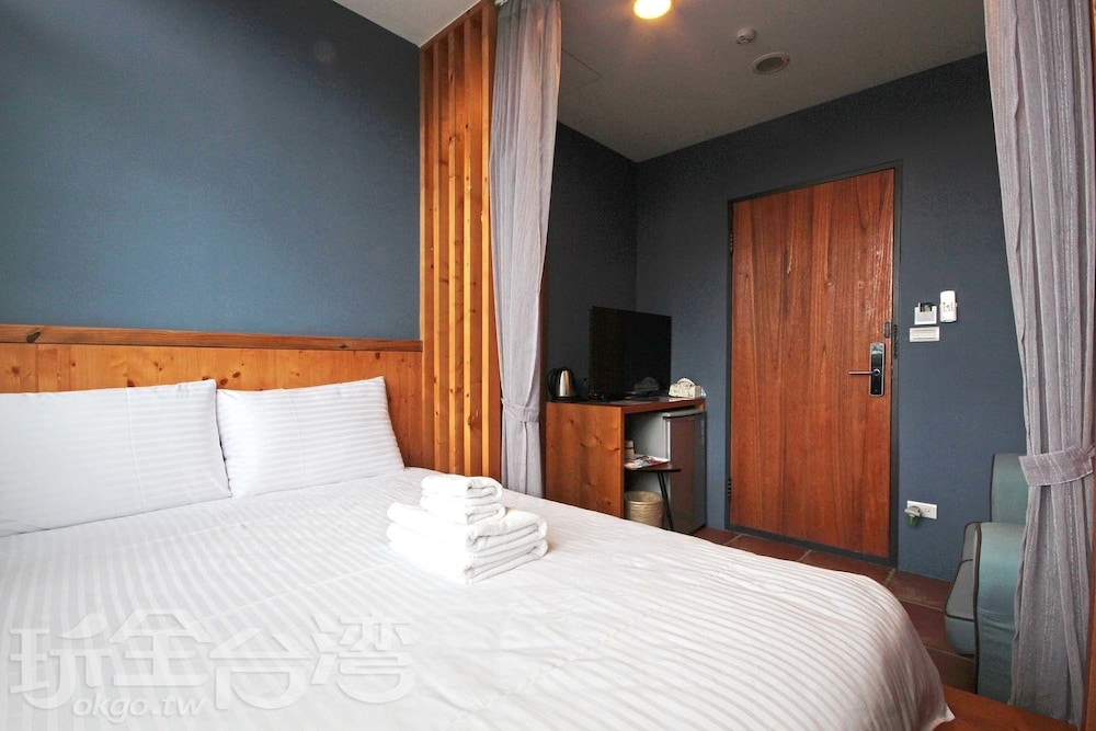 Economy Double Room photo 2