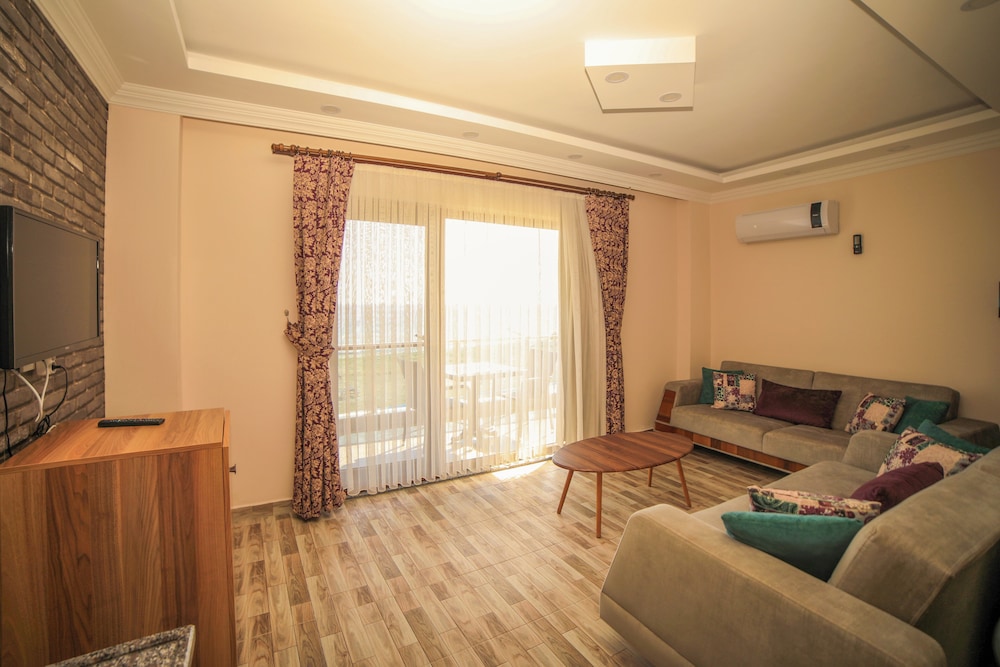 Suite, 1 Bedroom, Balcony, Sea View