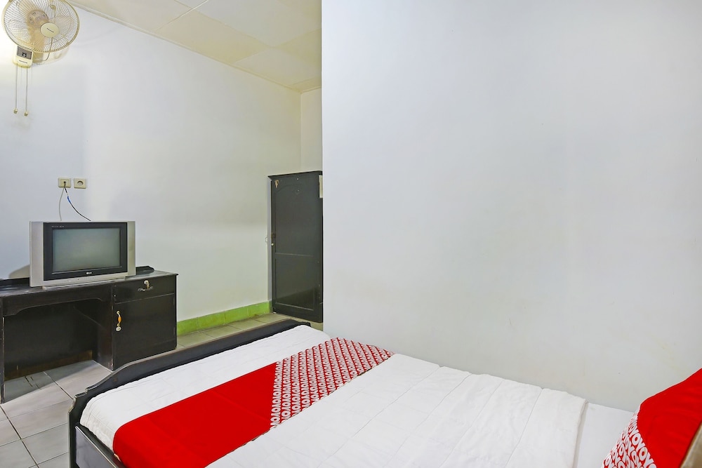 Economy Single Room
