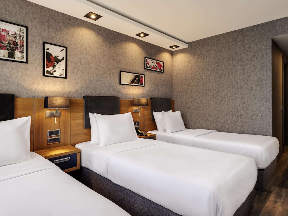 Standard Triple Room, 3 Twin Beds photo 1