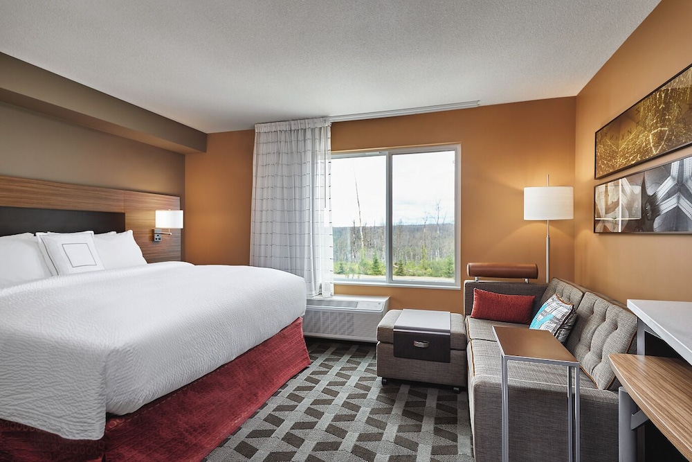 Suite, 1 Bedroom - Photo 3