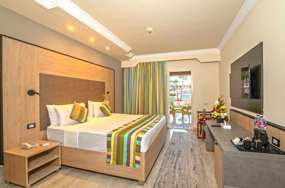 Standard Triple Room - Photo 1