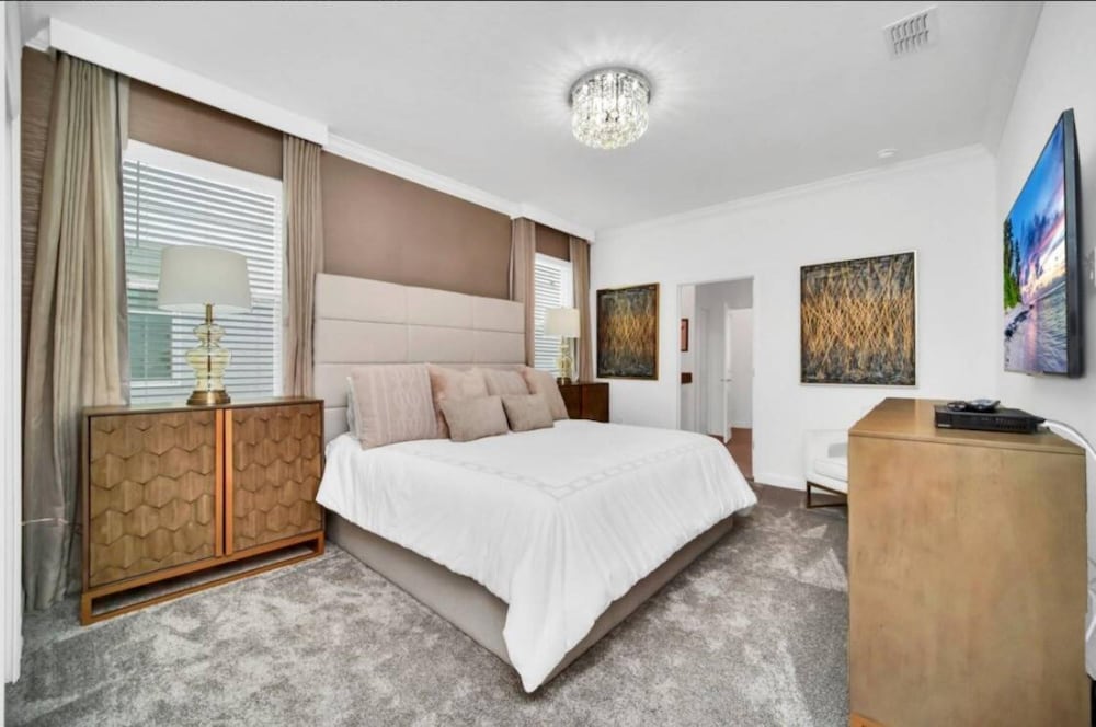 New Home at Storey Lake 9 Bedrooms and 5 Bathrooms, Foto 79