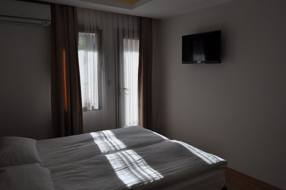 Family Double Room, Balcony photo 2