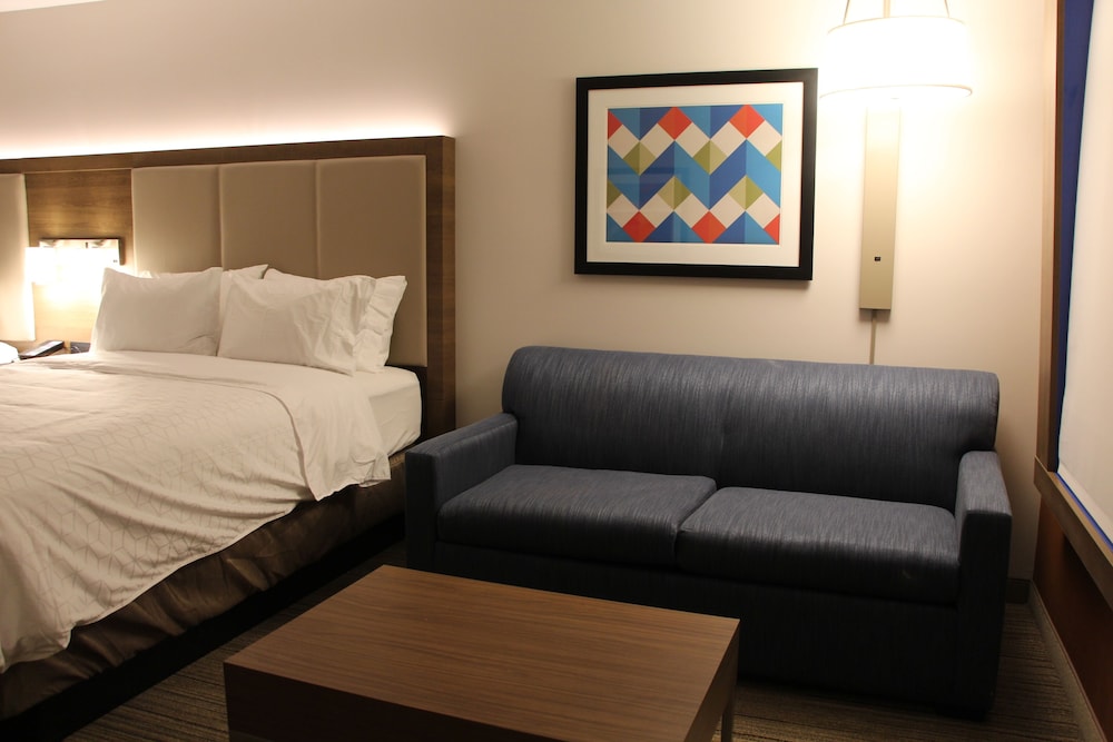 Suite, Multiple Beds