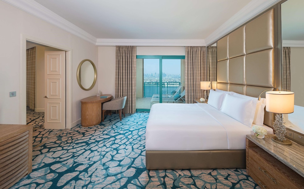 Terrace Suite - includes Club access