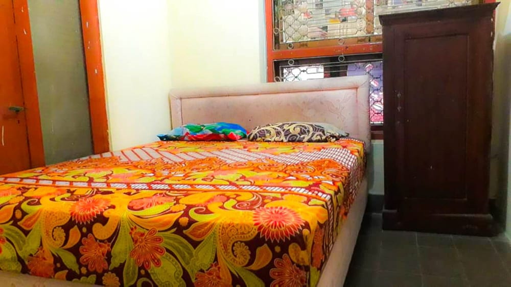 Standard Room - Photo 11