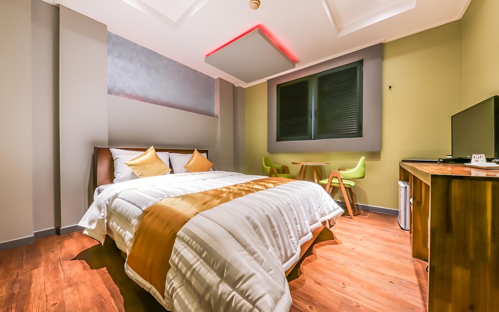Room (Standard room) - Photo 4
