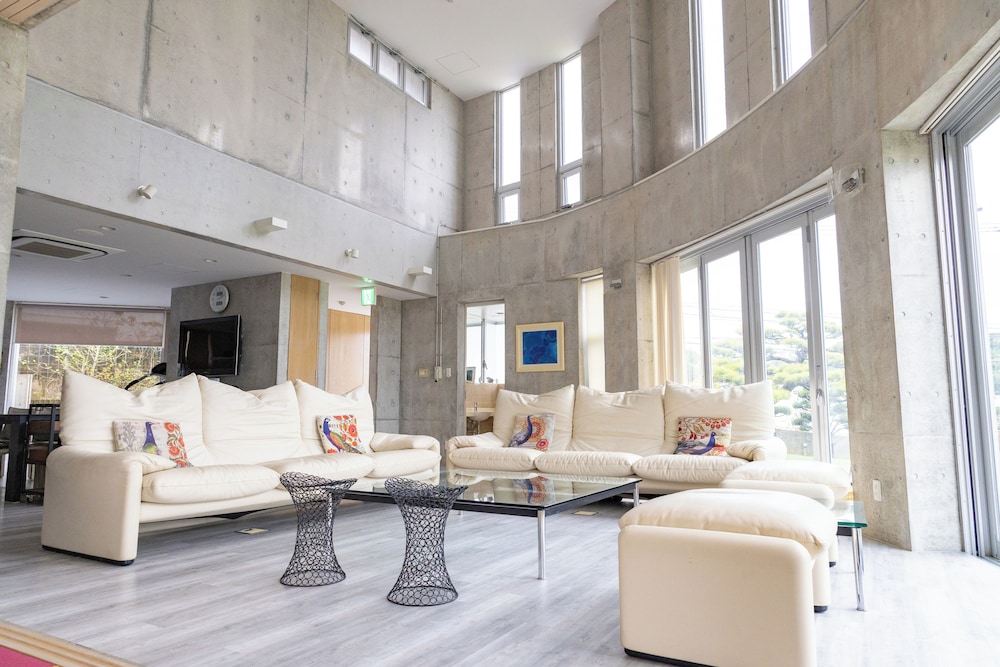 Luxury Villa photo 2