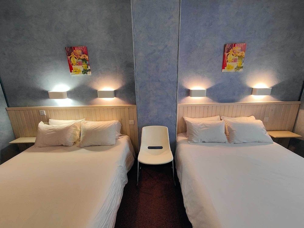 Family Quadruple Room - Photo 3