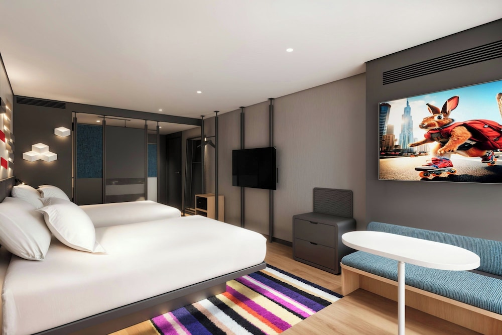 Room, 2 Twin Beds, City View photo 2
