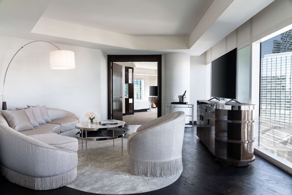Suite, 1 Bedroom (City View) - Photo 5