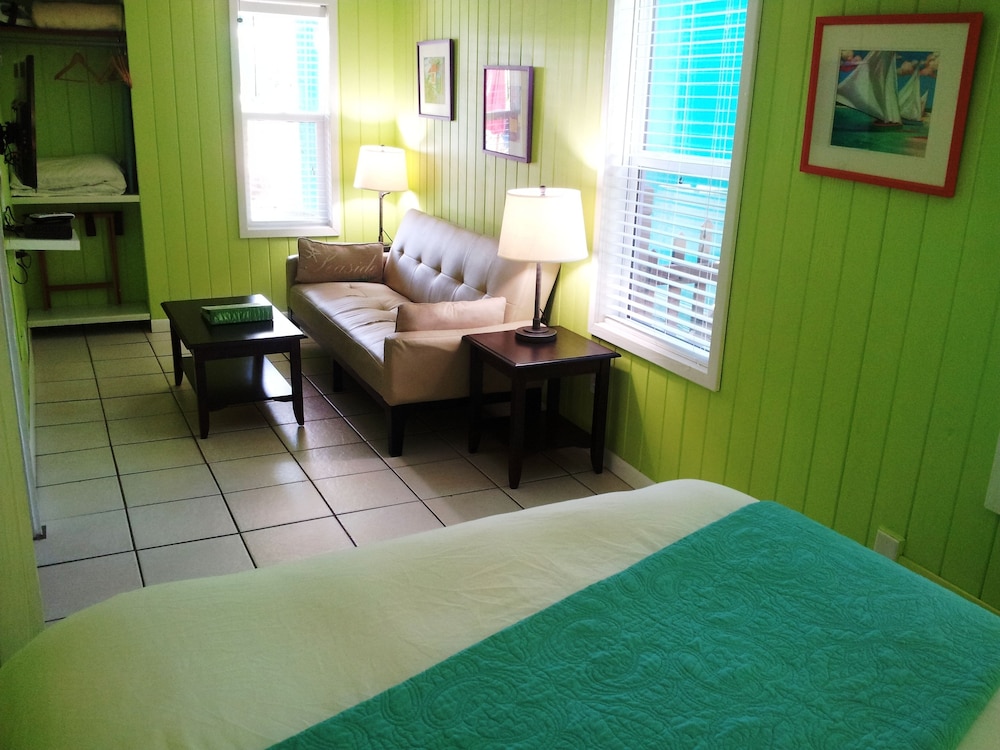 Superior Suite, Kitchenette photo 2