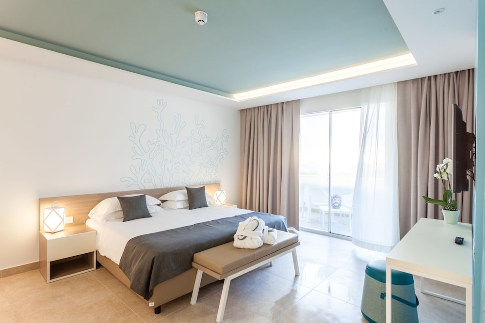 Executive Triple Room photo 1