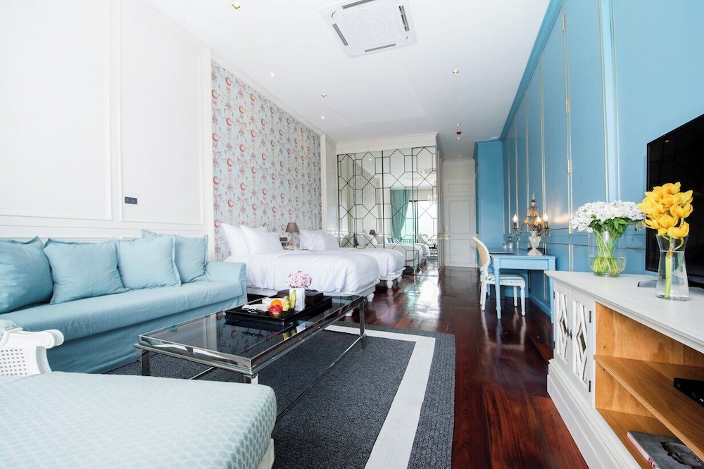 Napa Suite photo 3