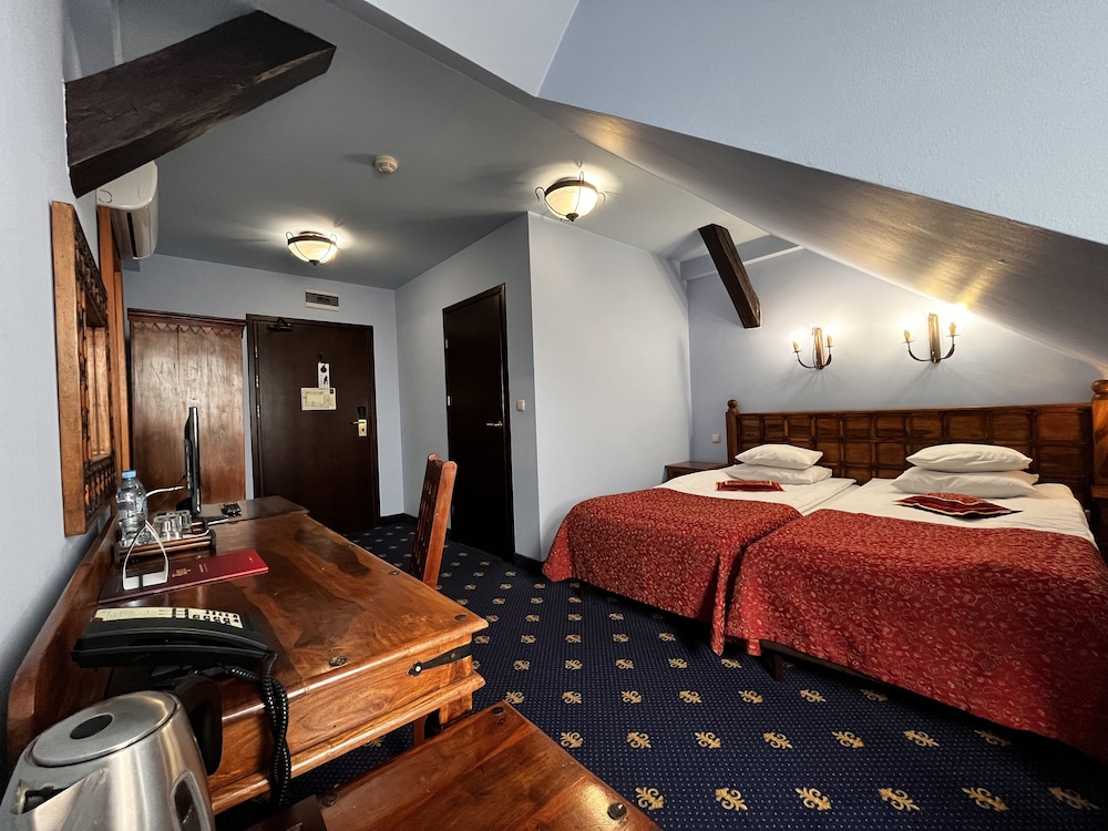 Classic Double Room - Photo 10