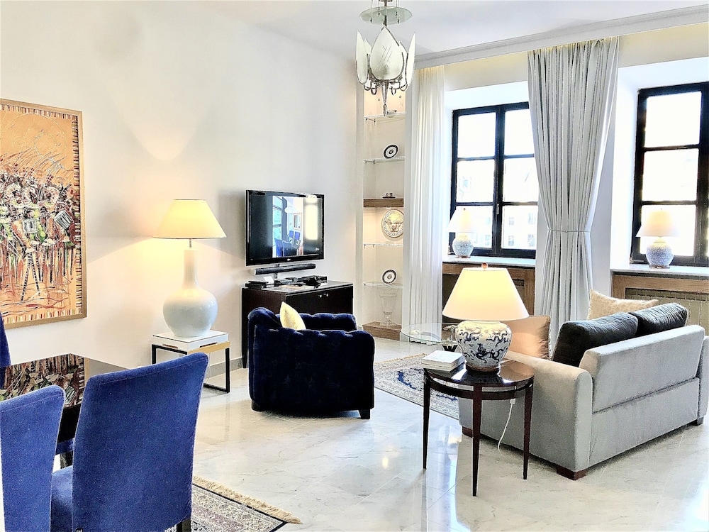 Luxury Deluxe Suite, 1 Bedroom (Market Square view, 65 m2)