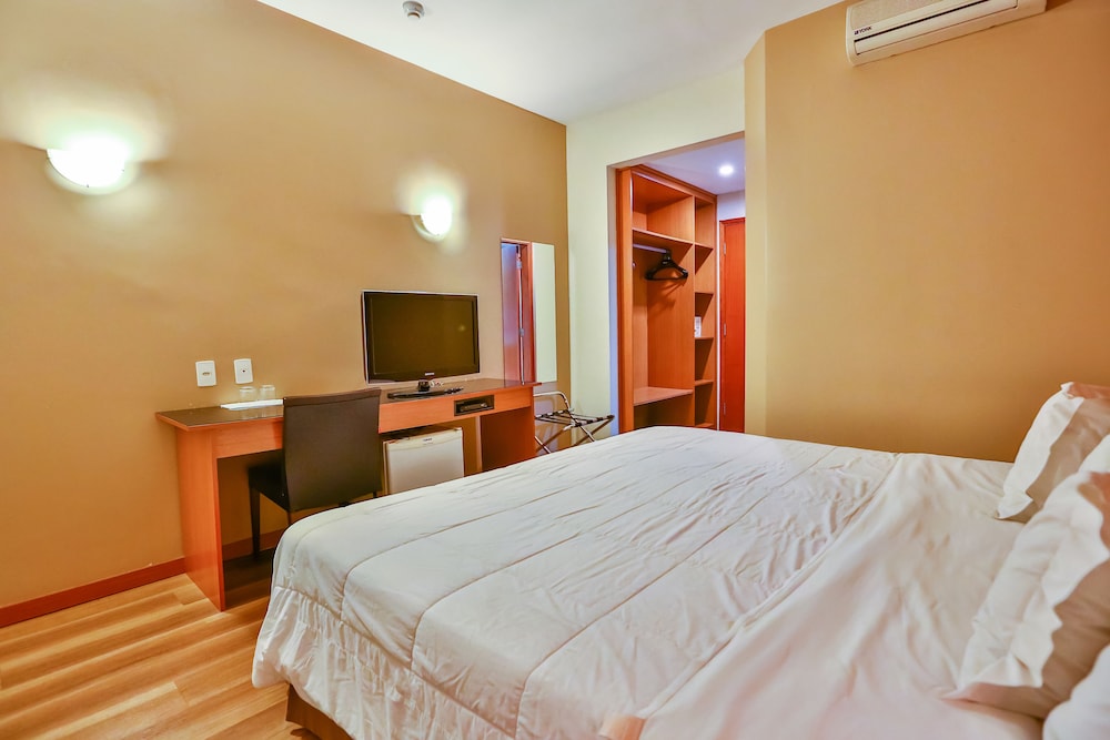 Superior Room, 1 Queen Bed - Photo 3