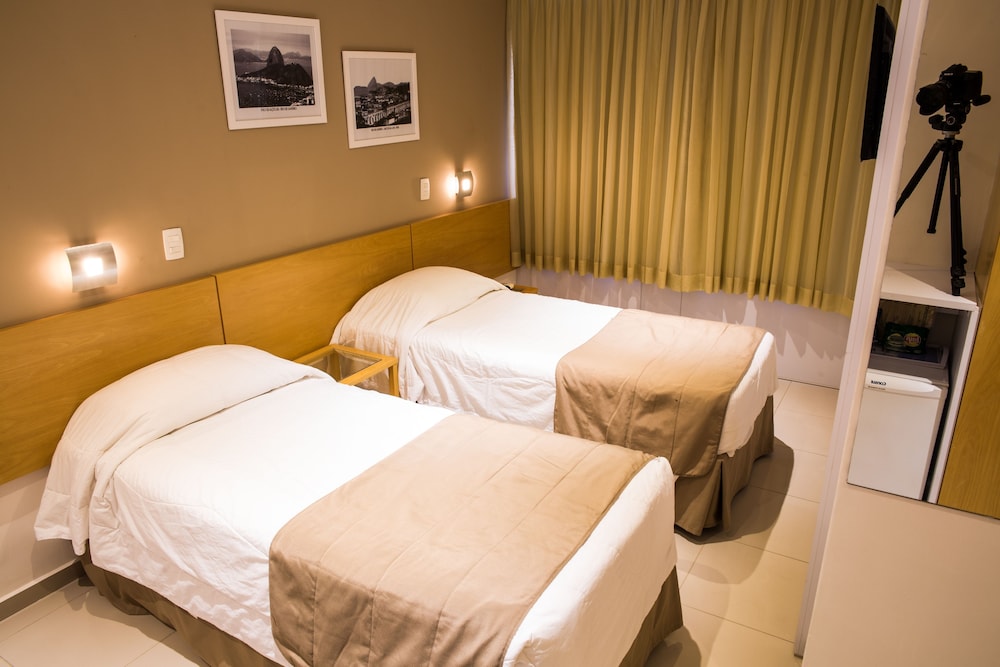Standard Double Room - Photo 8