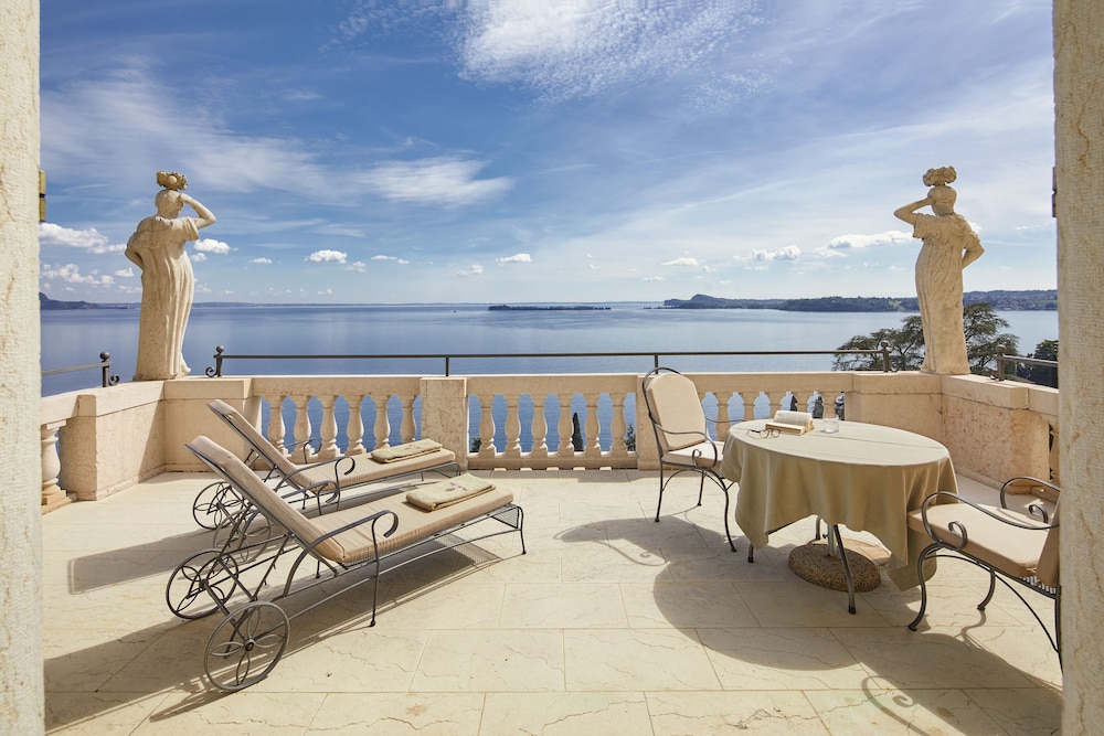 Terrace Suite - Photo 1