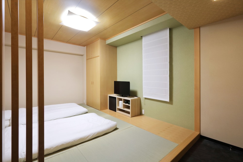 Japanese Family Room (Max 4 pairs of Futon - same number as Adults)