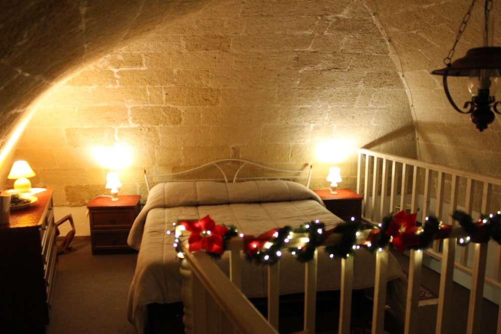 Traditional House, 1 Bedroom, Valley View, Ground Floor photo 2