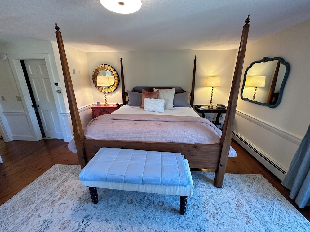 Premier Room