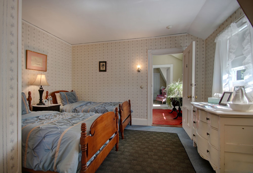 Comfort Twin (Room 6)