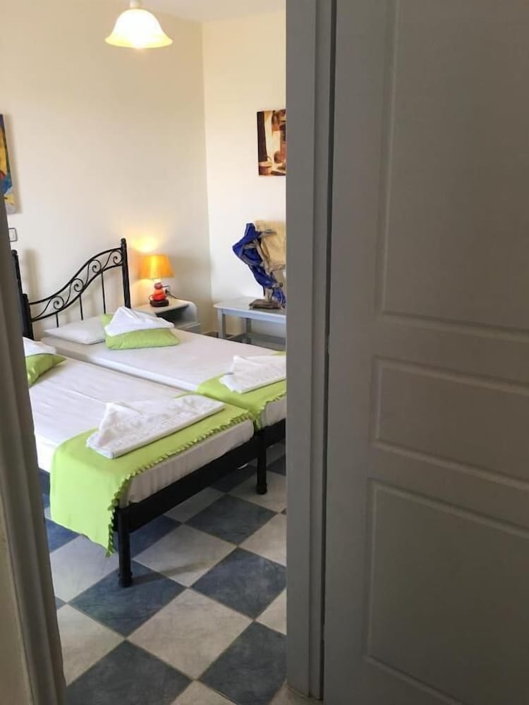 Family Apartment photo 3