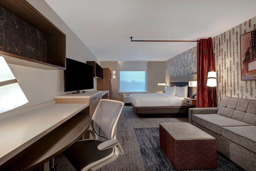 Studio Suite, 1 King Bed, Non Smoking - Photo 3