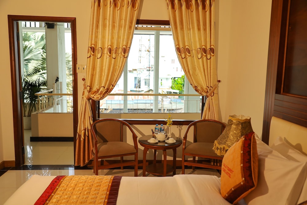 Deluxe Twin Room - Photo 13