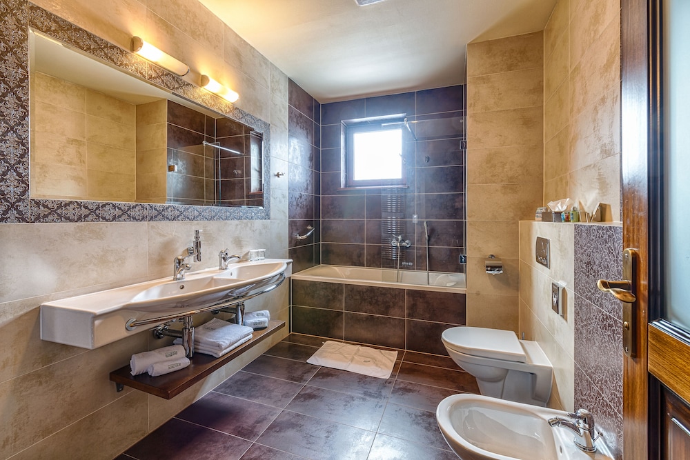 Classic Double Room - Photo 4