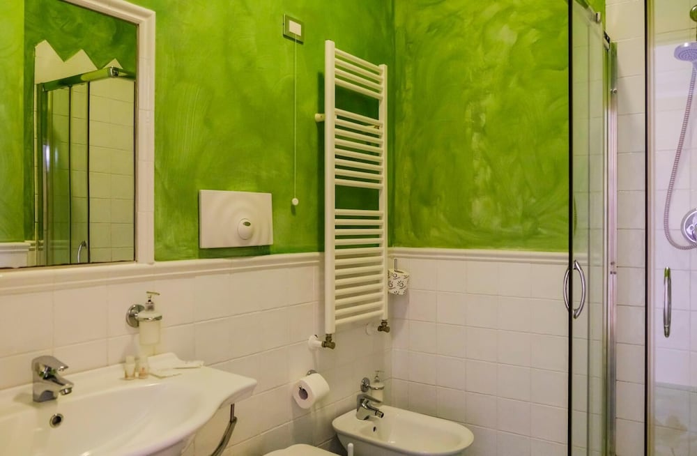Economy Double Room, Garden View photo 1