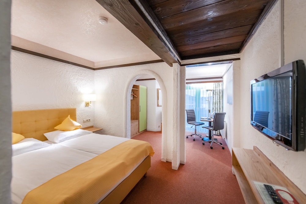 Double or Twin Room photo 1