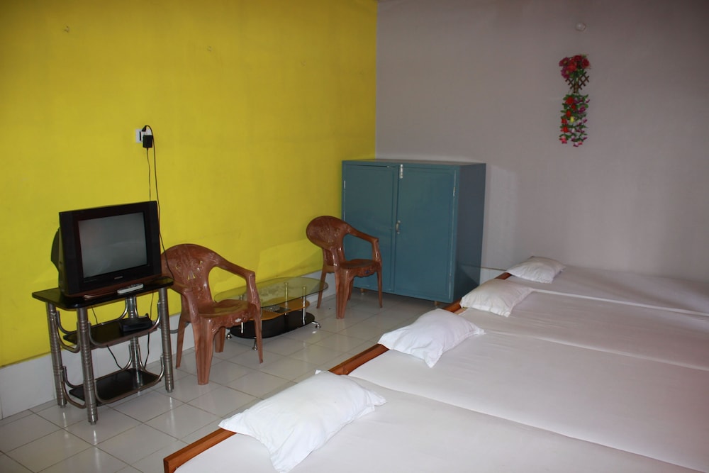 Four Beds Room photo 1
