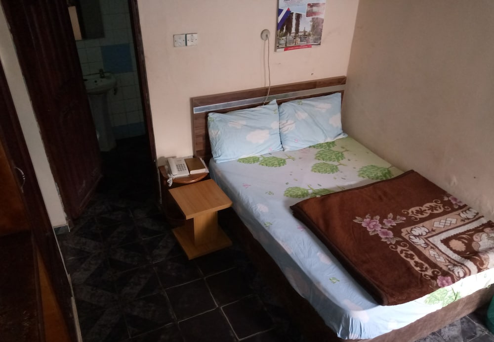 Business Single Room