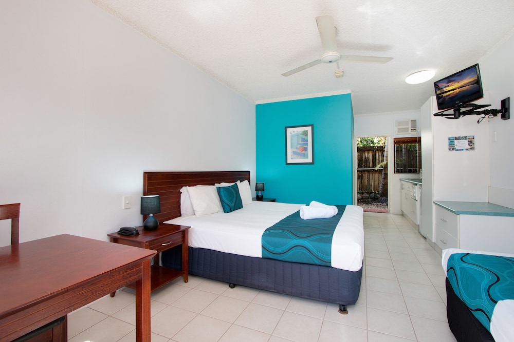 Superior Twin or Triple Room