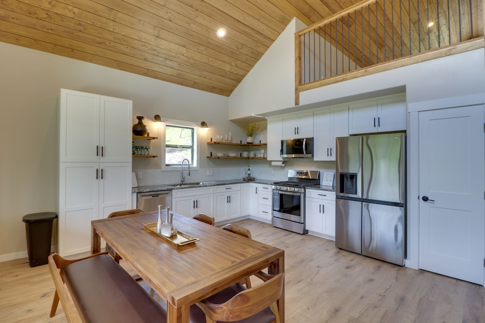 House (2 Bedrooms) photo 2