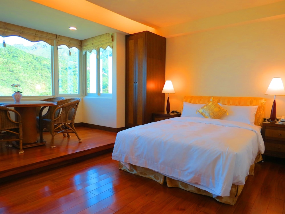 Royal Suite photo 1