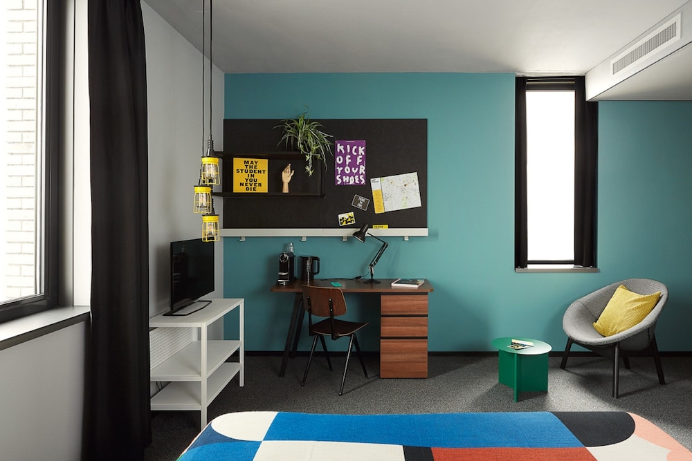 Standard Suite (L-Suite) photo 2