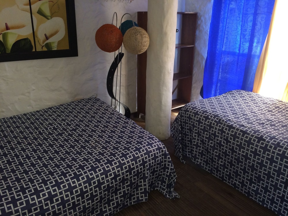 Triple Room (With Fan) photo 3