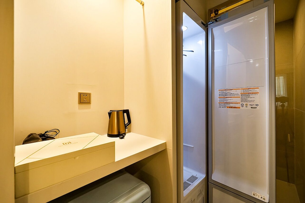 Deluxe Twin Room - Photo 2