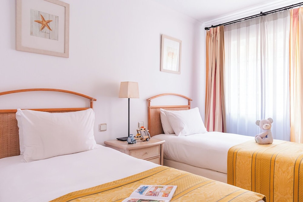 Apartment, 2 Bedrooms (2 Adults) - Photo 14