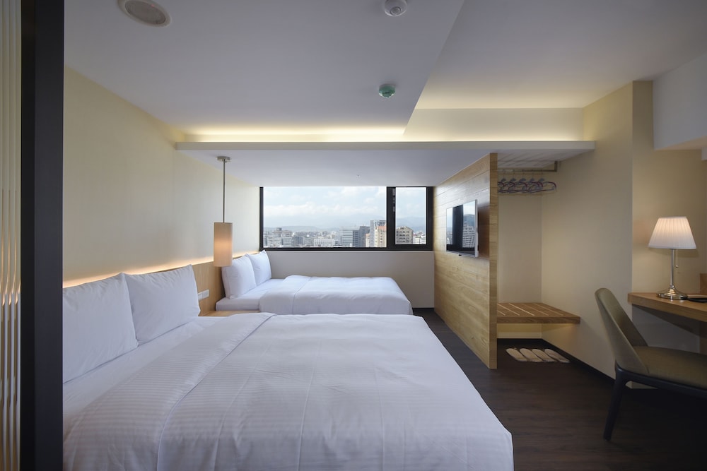 Superior Quadruple Room photo 1