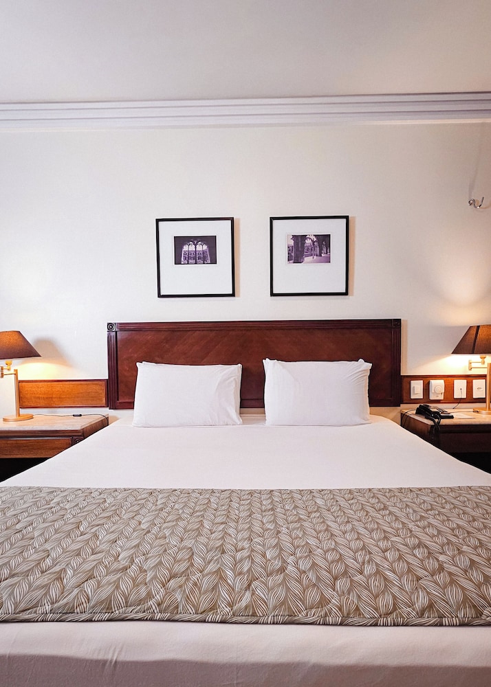 Deluxe Room, Balcony, City View - Photo 3