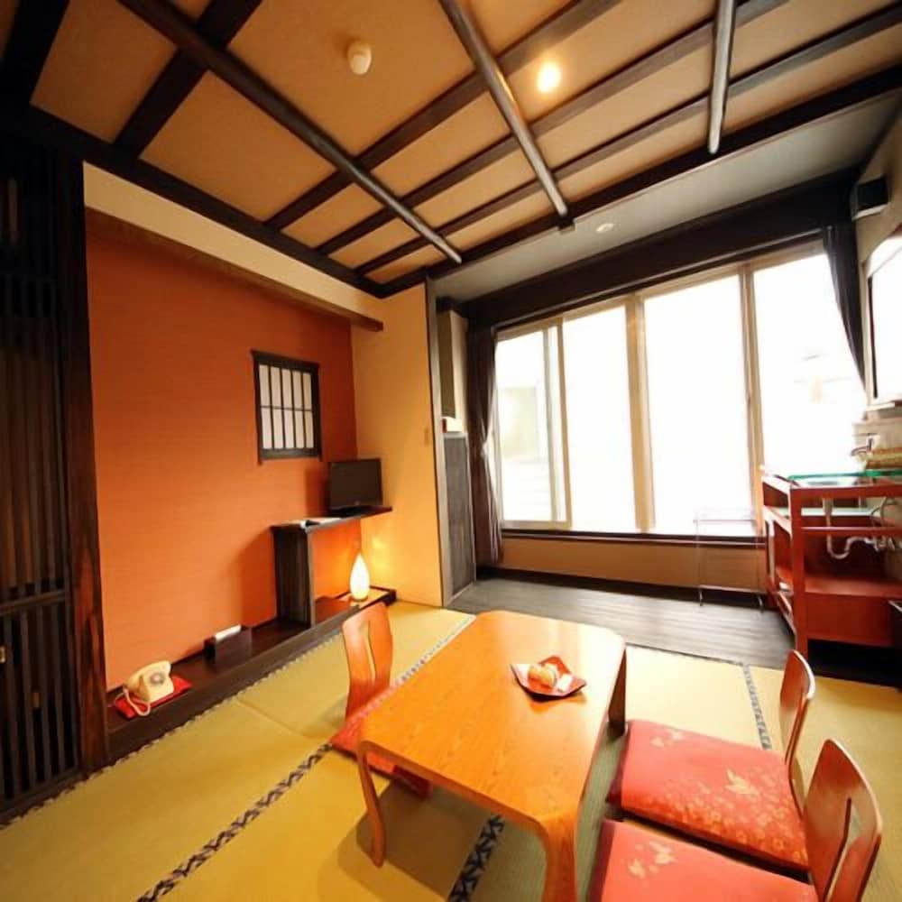 Japanese 8 Tatami Modern Room with Shared Bathroom photo 2